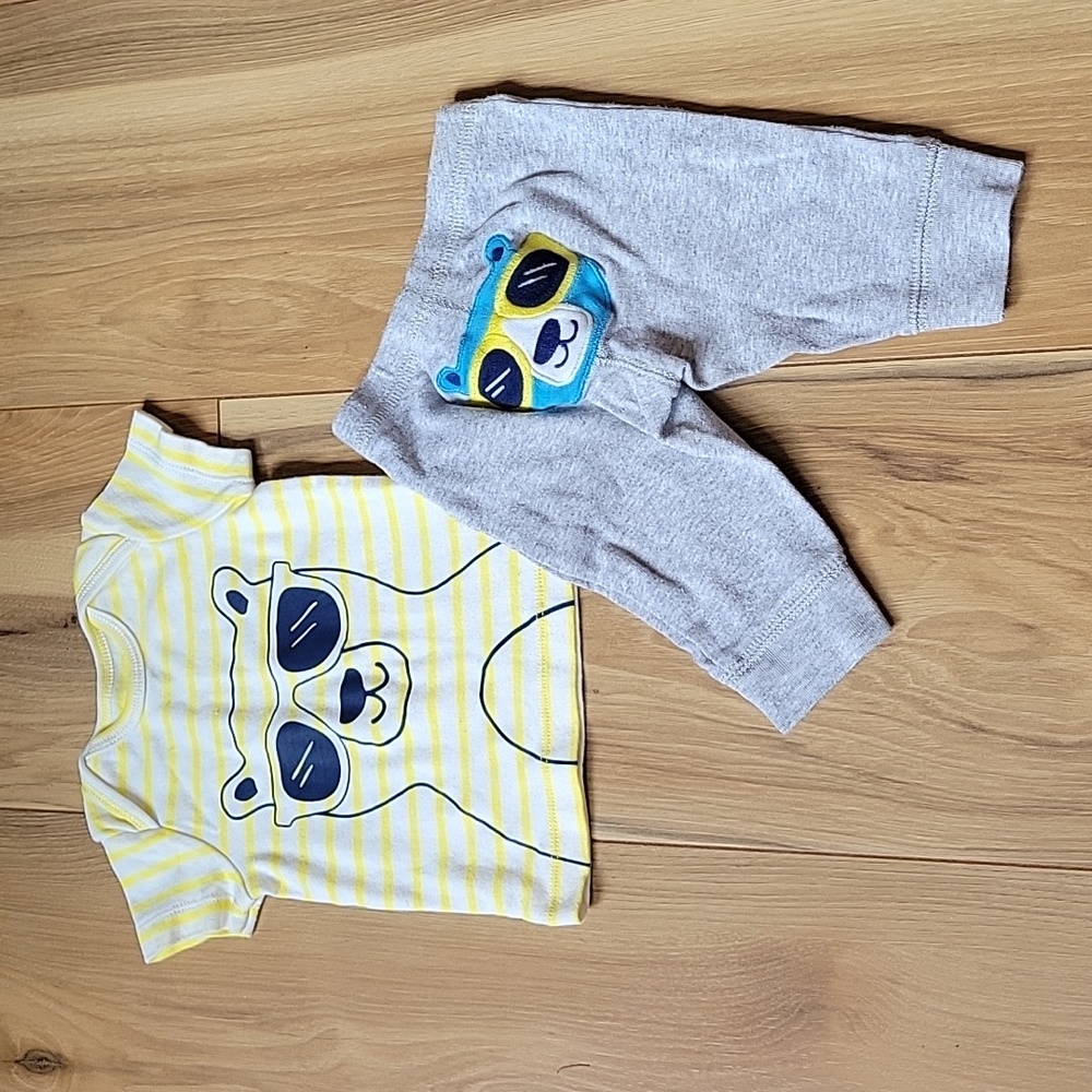 *3/$15* Carter's 3M Baby Boy Yellow Bear 🐻 Striped Top & Gray Pants